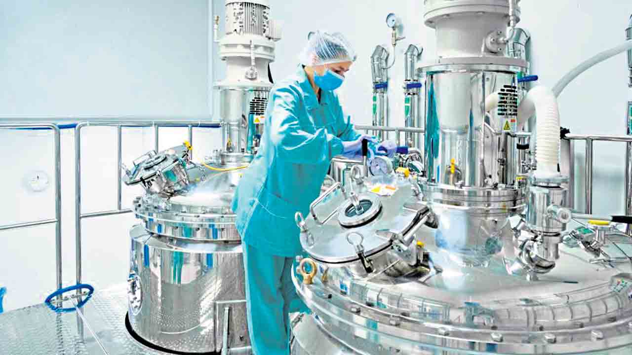 రెడ్‌ క్యాటగిరీపట్టదేమి?