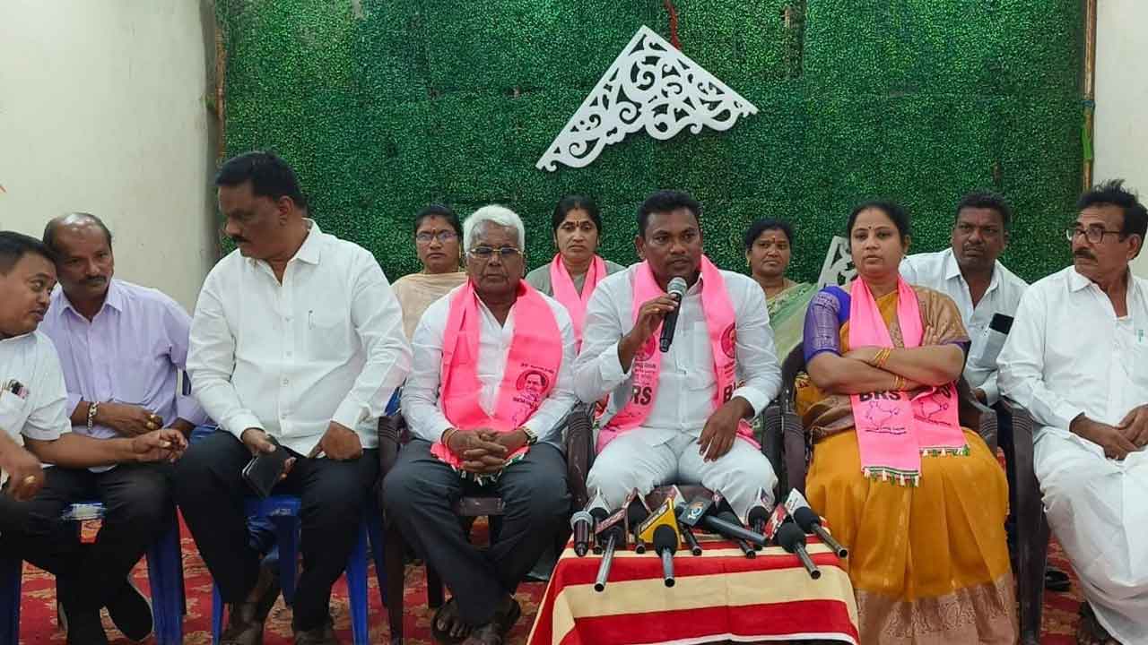 అబద్ధాల కాంగ్రెస్‌కు బుద్ధి చెప్పాలి