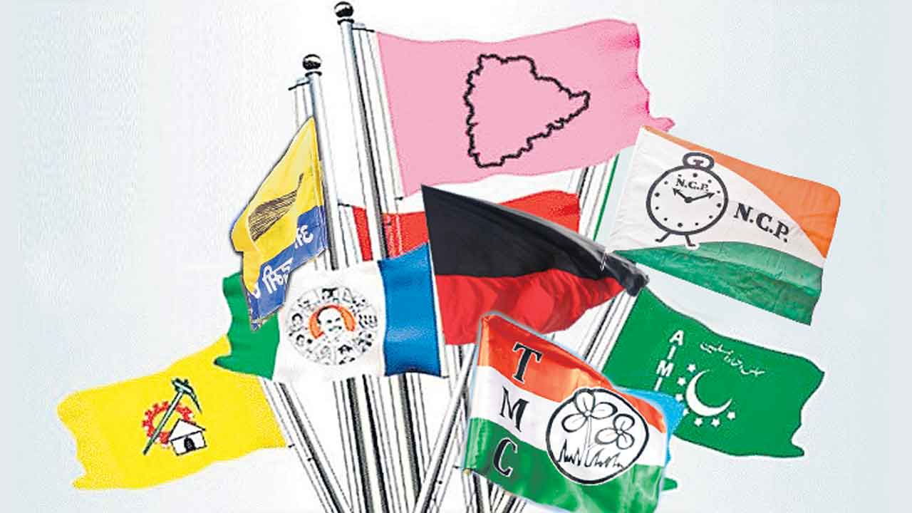 Regional Political Parties Income | 40 ప్రాంతీయ పార్టీల ఆదాయం రూ.2,532 కోట్లు