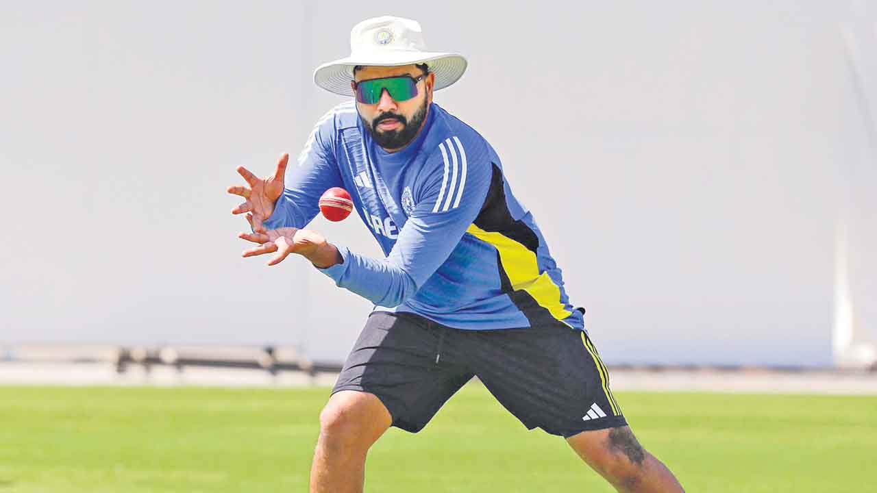 Rohit Sharma | ఆసీస్కు రోహిత్శర్మ.. టీమ్ఇండియాతో కలువనున్న కెప్టెన్