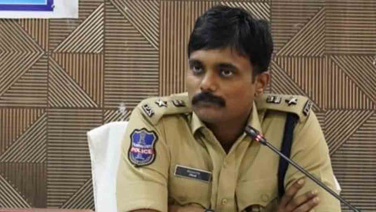 ‘గ్రూప్‌-3’ కేంద్రాల వద్ద పటిష్ట బందోబస్తు