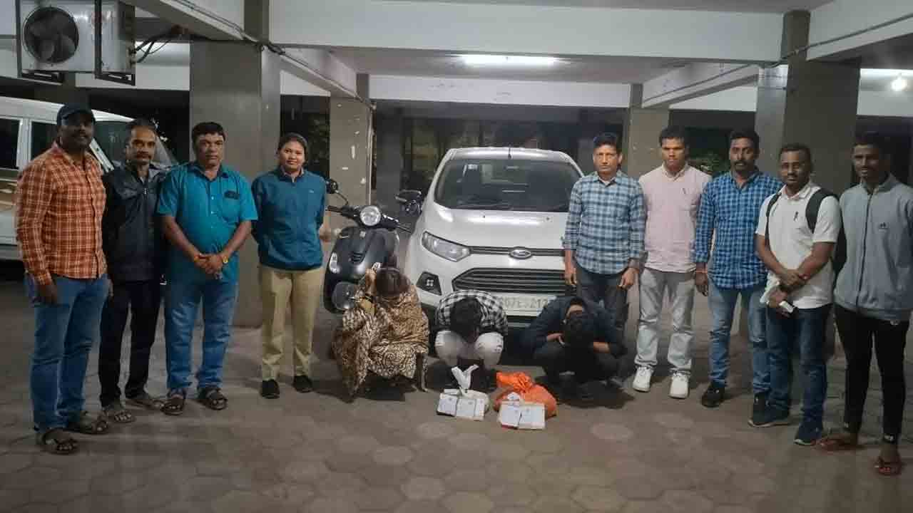 STF Police | కారులో వ‌చ్చి కబుర్లతో ఆకర్షిస్తారు.. గంజాయి డ్ర‌గ్స్ అమ్ముతున్న ముఠా అరెస్ట్‌..!