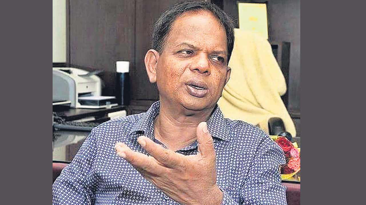 పుస్తకాల బండి ఆగిపోయింది