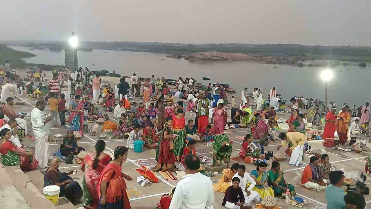 కృష్ణాతీరాన కోటి దీపోత్సవం