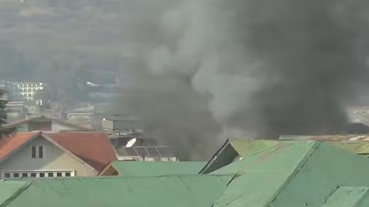 Encounter | శ్రీనగర్‌లో విదేశీ ఉగ్రవాది హతం..! ఖన్యార్‌లో కొనసాగుతున్న కాల్పులు