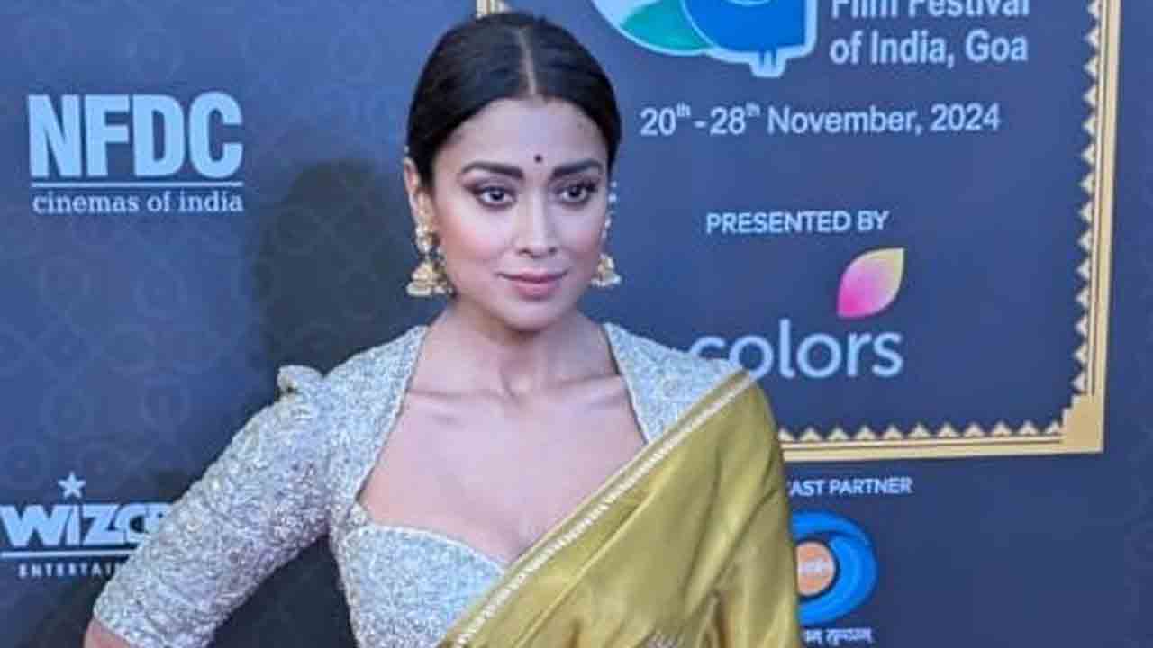 Suriya 44 | సూర్య 44 స్పెషల్ సాంగ్‌ వచ్చే టైం చెప్పిన శ్రియా శరణ్‌