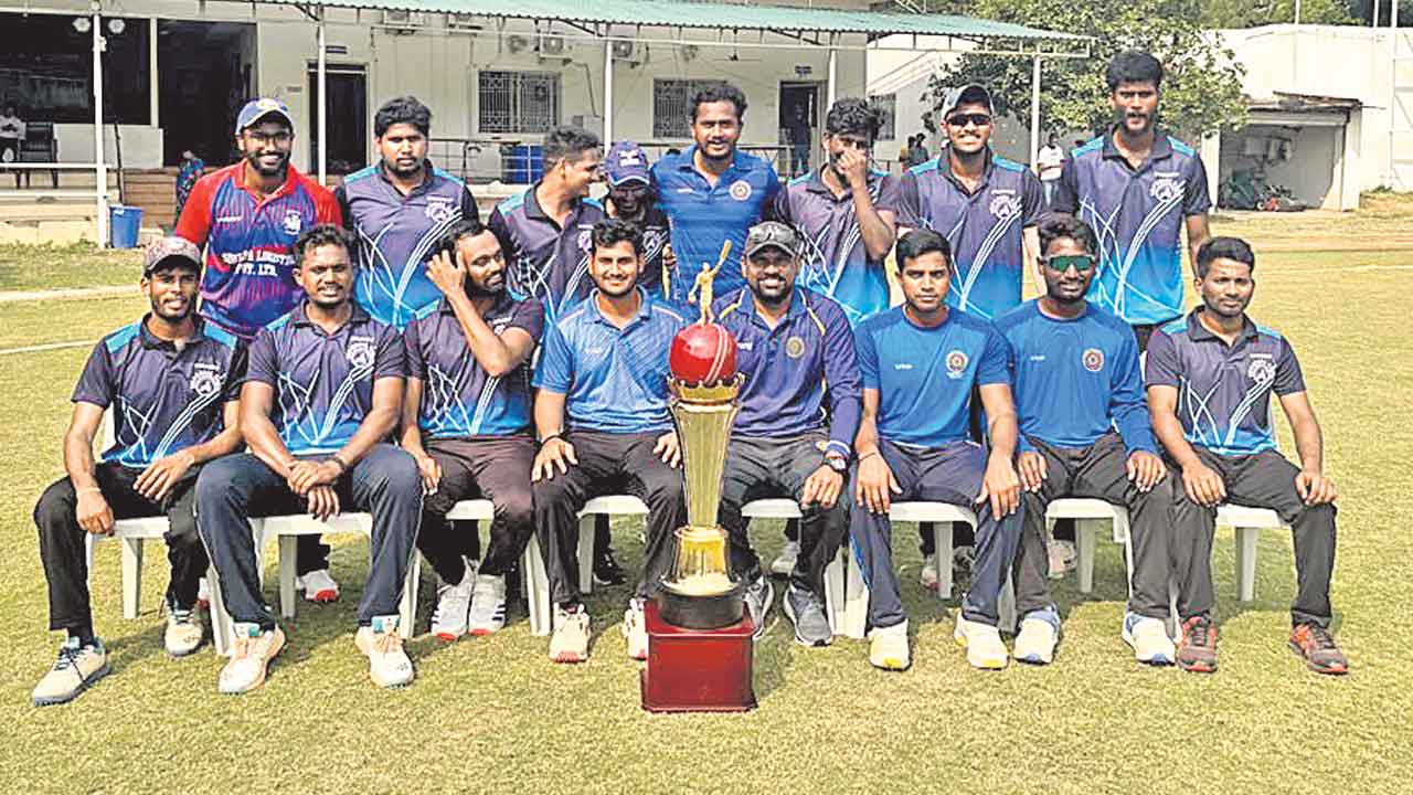 HCA | హెచ్‌సీఏ టీ20 చాంప్‌ జిల్లా జట్టు