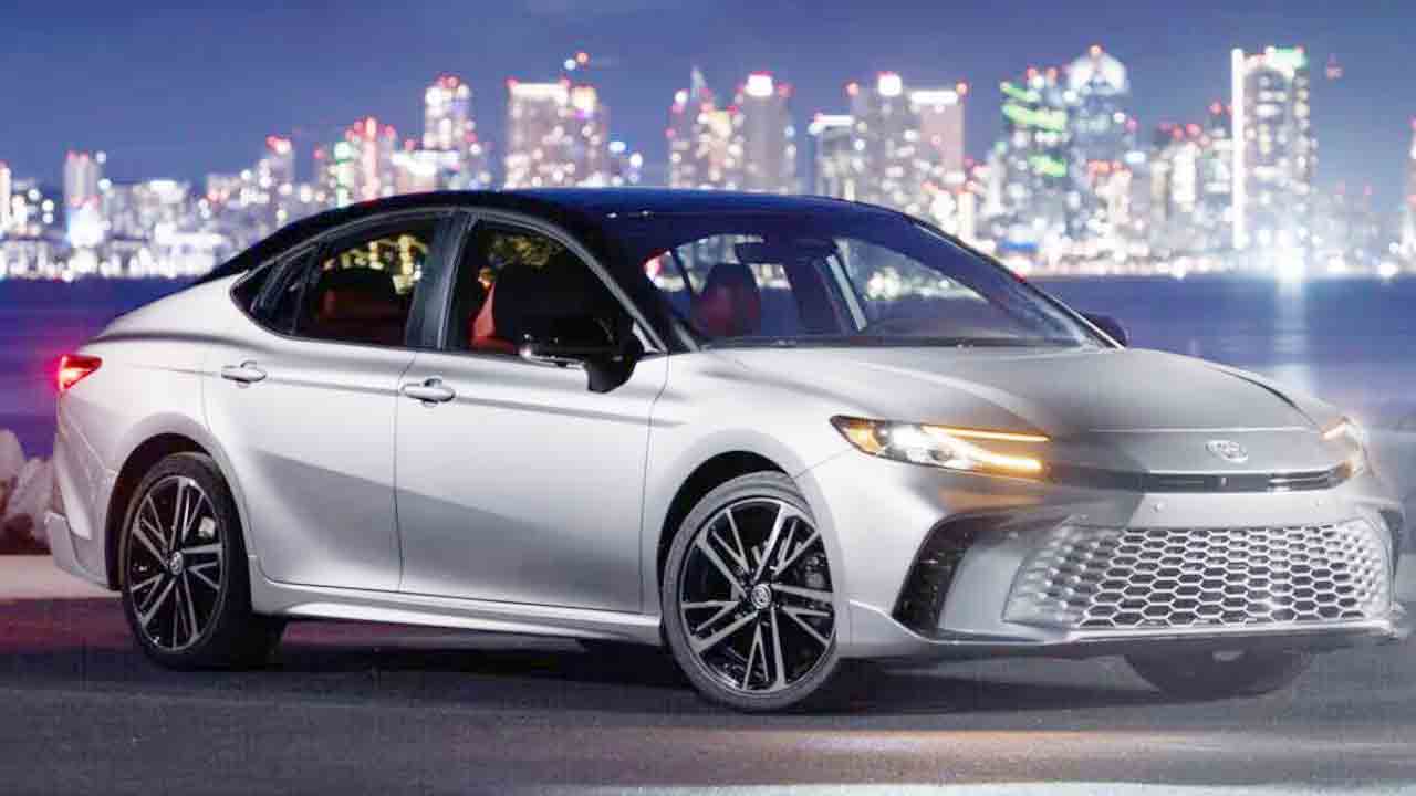 2025 Toyota Camry | 11న దేశీయ మార్కెట్లోకి టయోటా కమ్రీ.. ధరెంతంటే..?!