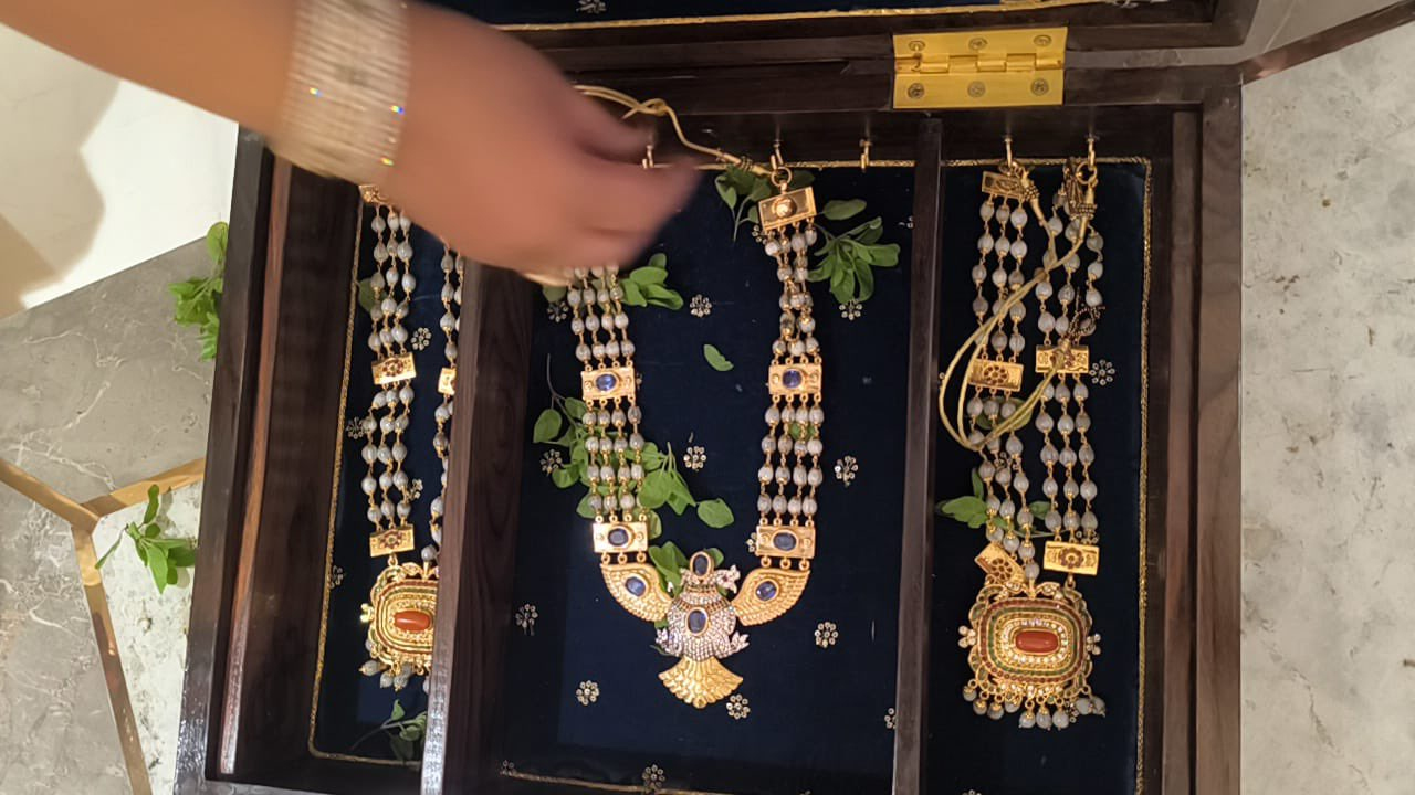 TTD | తిరుమల శ్రీవారికి రూ.2కోట్ల విలువైన స్వర్ణ వైజయంతీ మాల..