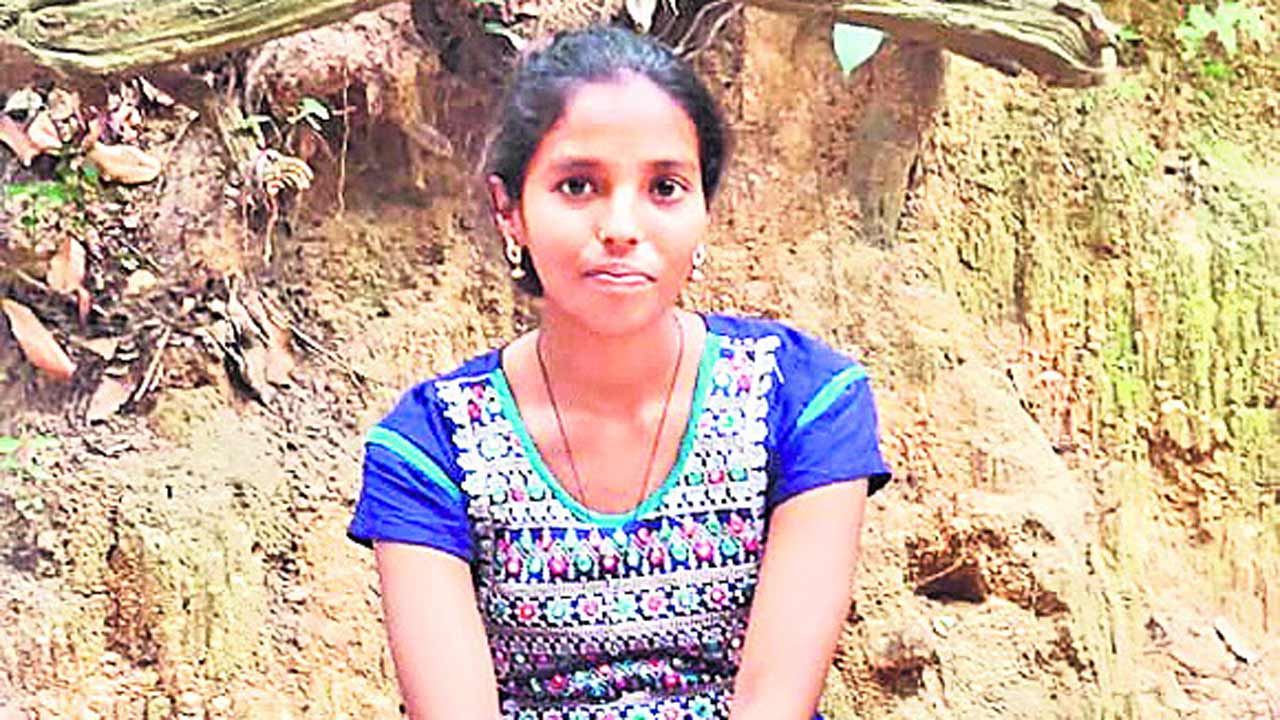 చదువుకు అడ్డొస్తున్న పేదరికం