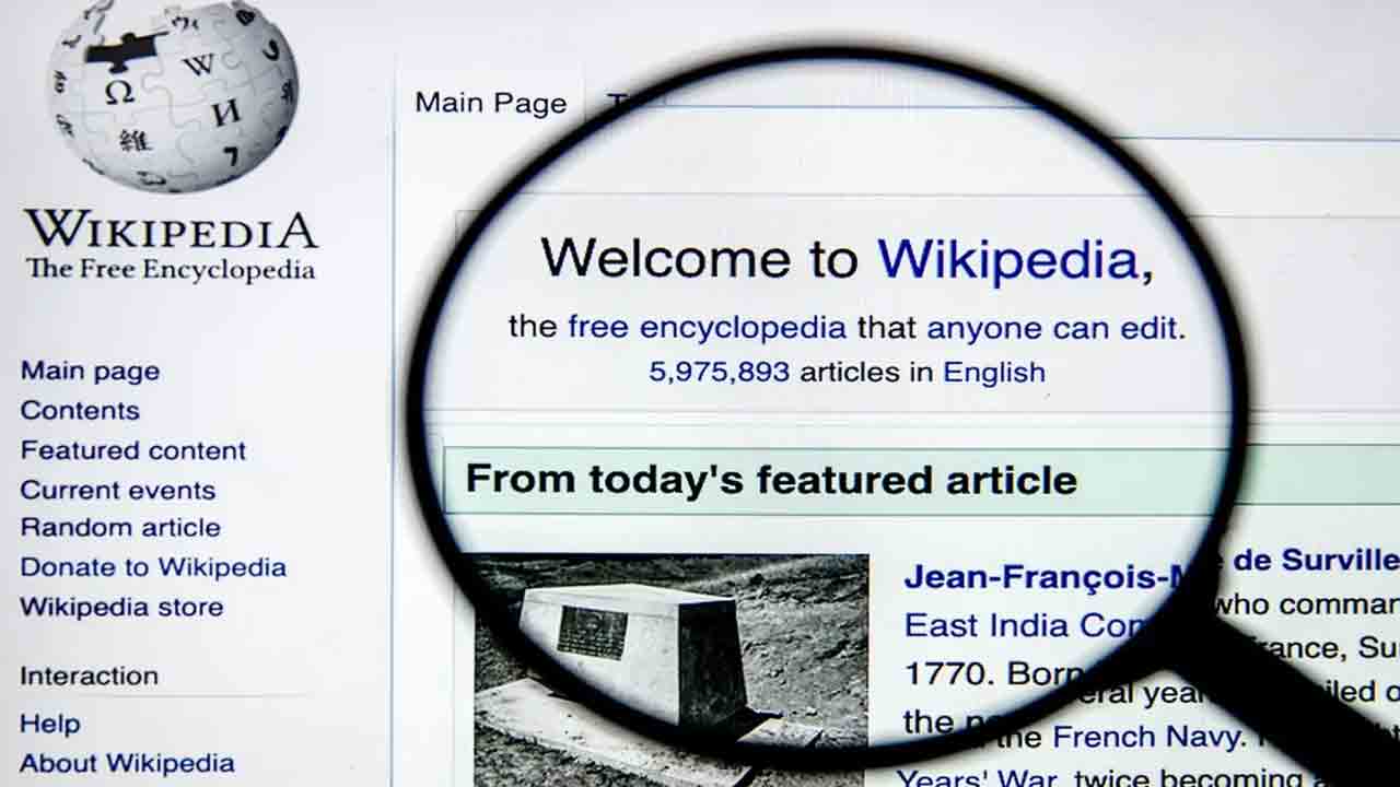 Wikipedia | కచ్చితత్వంలేని సమాచారం.. వికీపీడియాకు కేంద్రం నోటీసులు