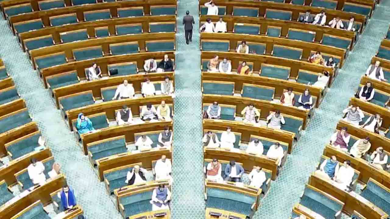 Parliament | పార్లమెంట్‌ను కుదిపేస్తోన్న అదానీ వ్యవహారం.. ఉభయసభలు 12 గంటల వరకు వాయిదా