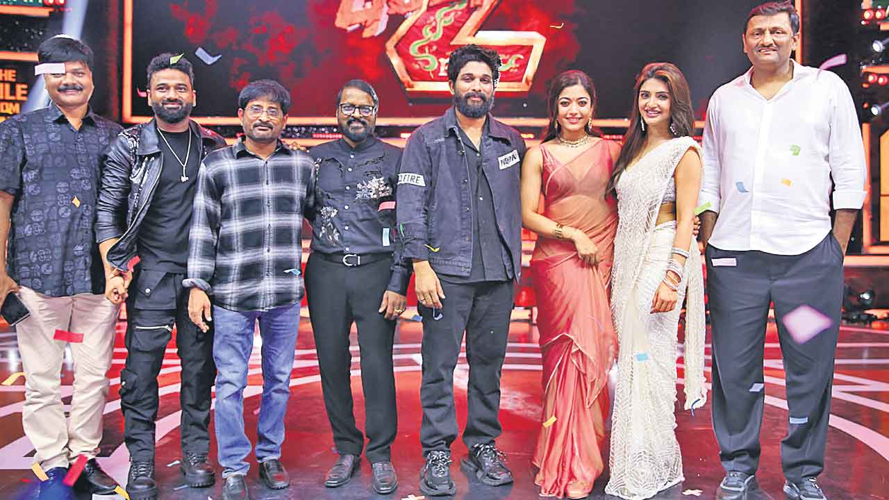 సుకుమార్‌ నా డైరెక్టర్‌ కాదు.. నా లైఫ్‌..