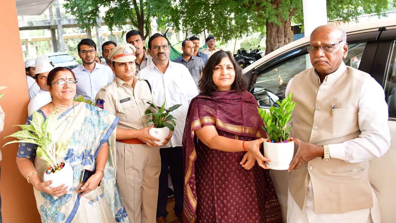 BC Commission | మహబూబ్‌నగర్‌లో బీసీ కమిషన్‌ పర్యటన