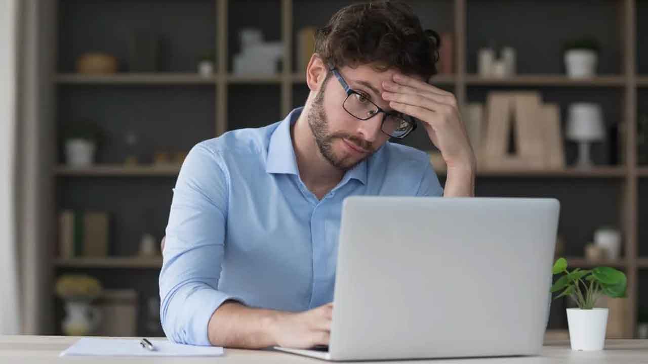 BEd | అభ్యర్థులెక్కువ.. పోస్టులు తక్కువ.. బీఈడీ చదవడమే పాపమా?