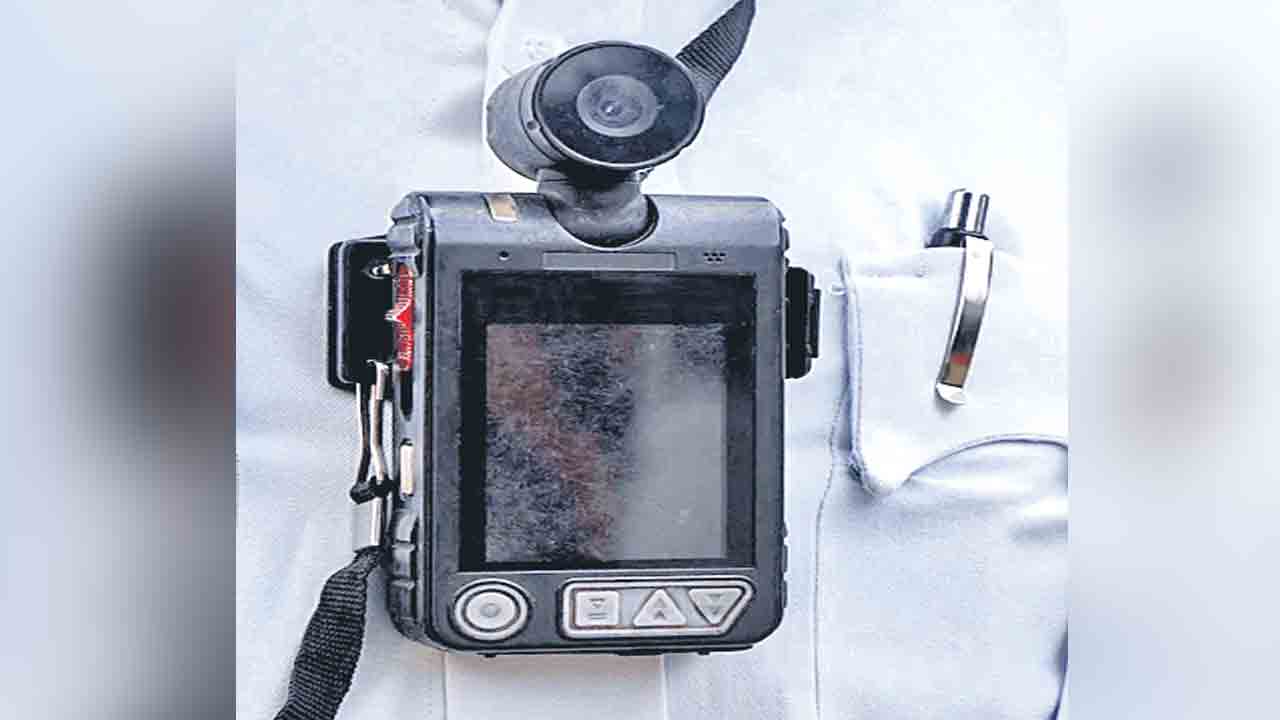 మూలన పడ్డ బాడీవార్న్‌ కెమెరాలు.!