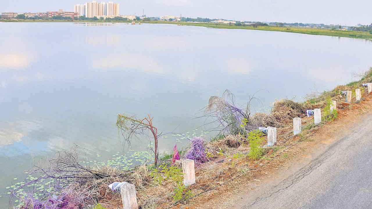 హద్దులు తేల్చేనా…!