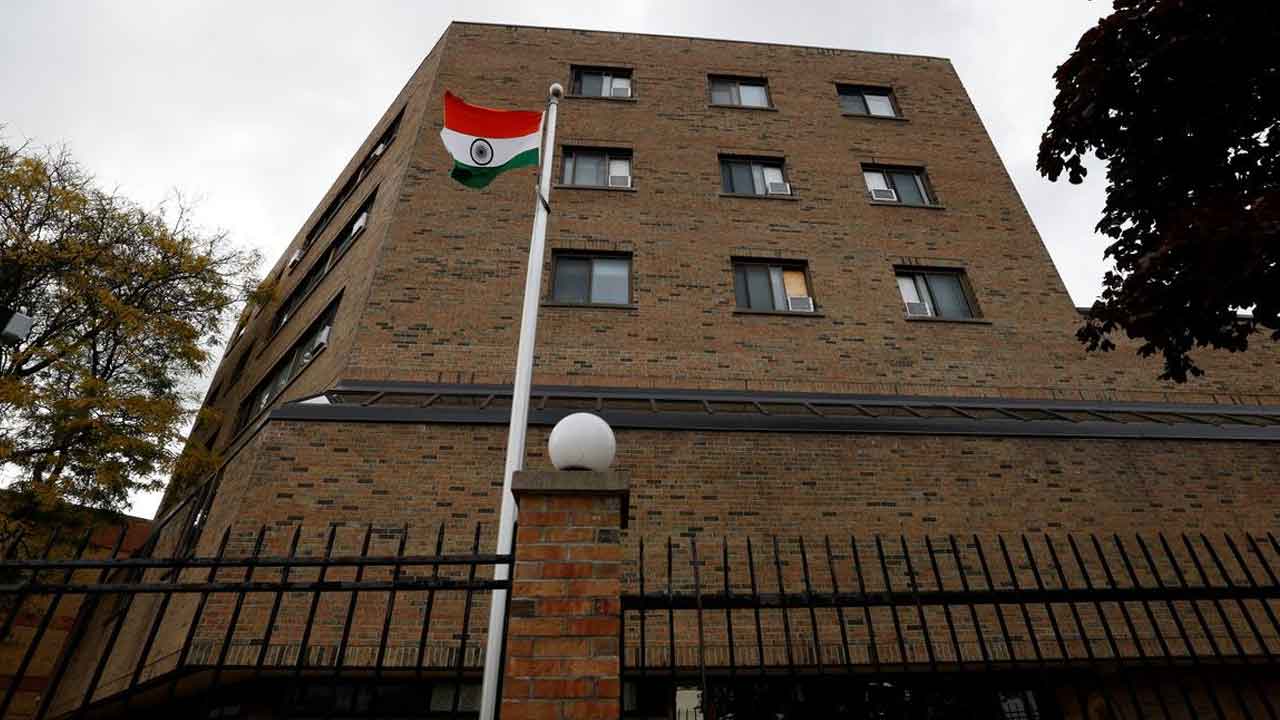 Canada | కెనడాలో భారత కాన్సులర్ శిబిరాలు రద్దు