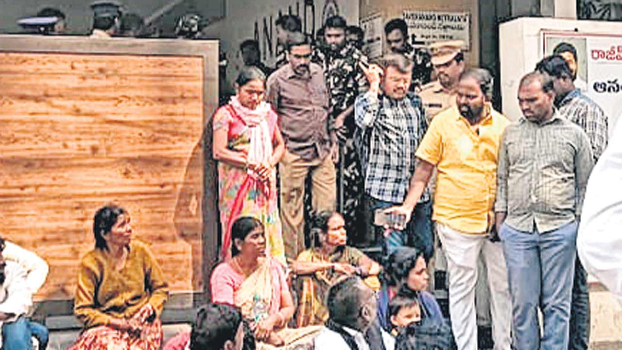 కంటి చికిత్స వికటించి చిన్నారి మృతి