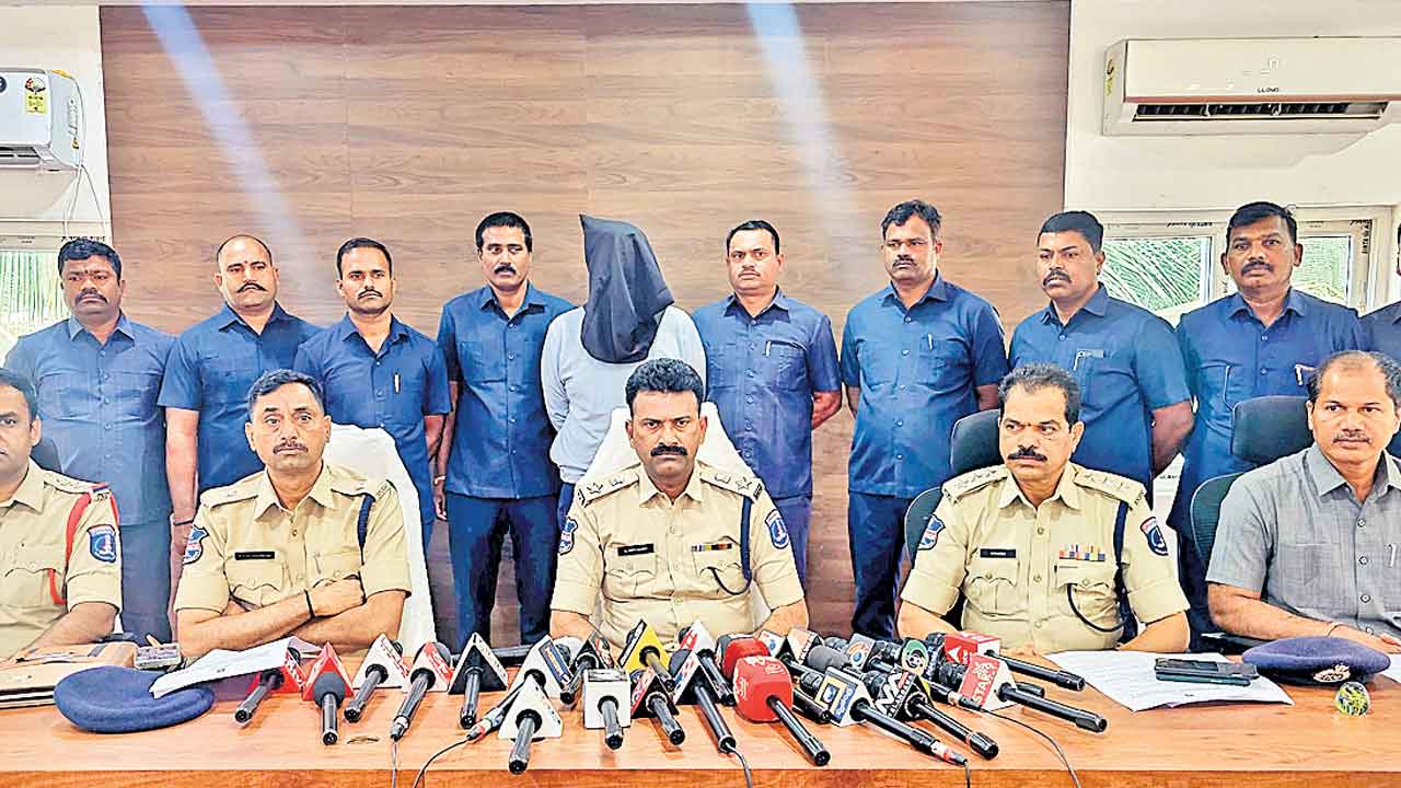 జల్సాల కోసం డ్రగ్స్‌ వ్యాపారం