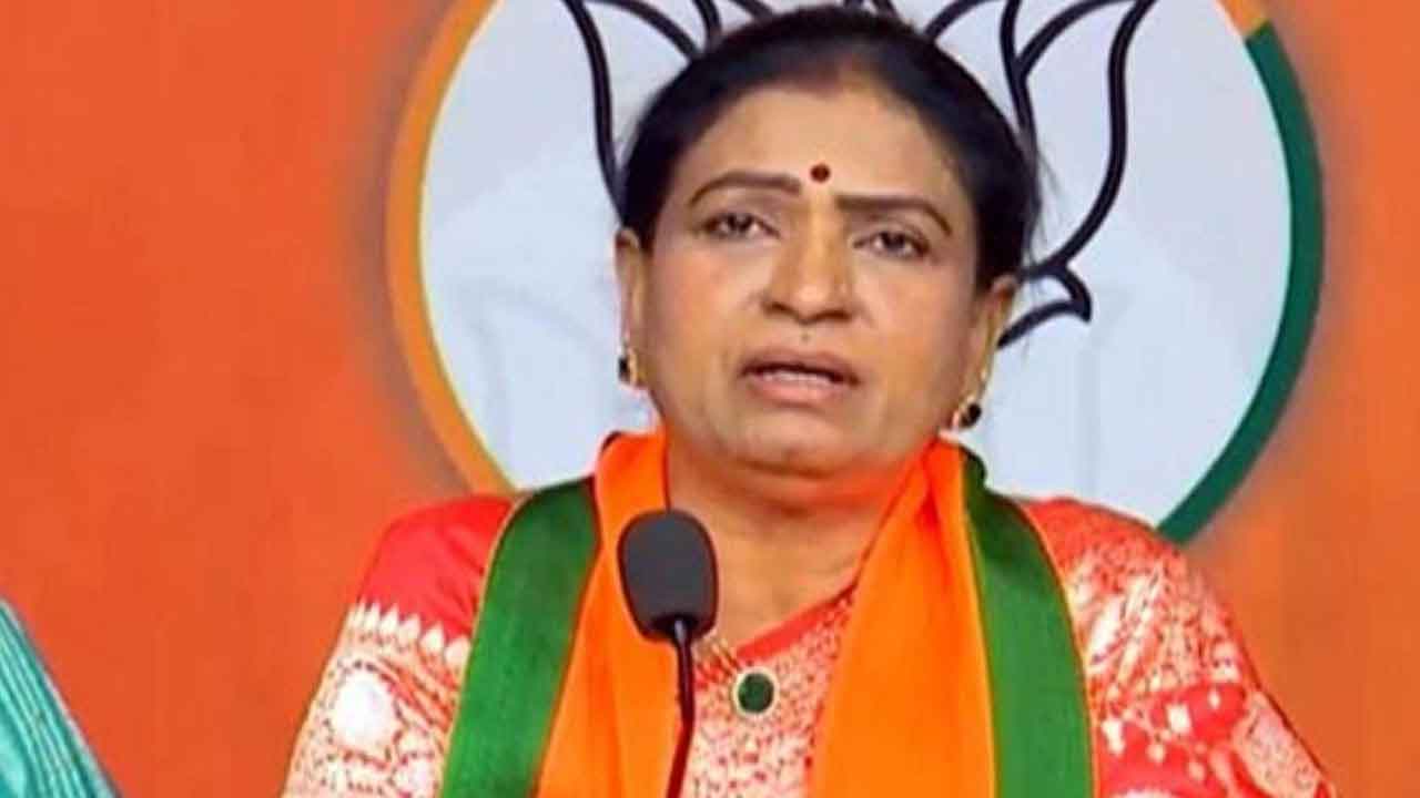 MP DK Aruna | సభా హక్కుల ఉల్లంఘనపై స్పీకర్‌కు ఫిర్యాదు చేస్తా: డీకే అరుణ ఫైర్‌
