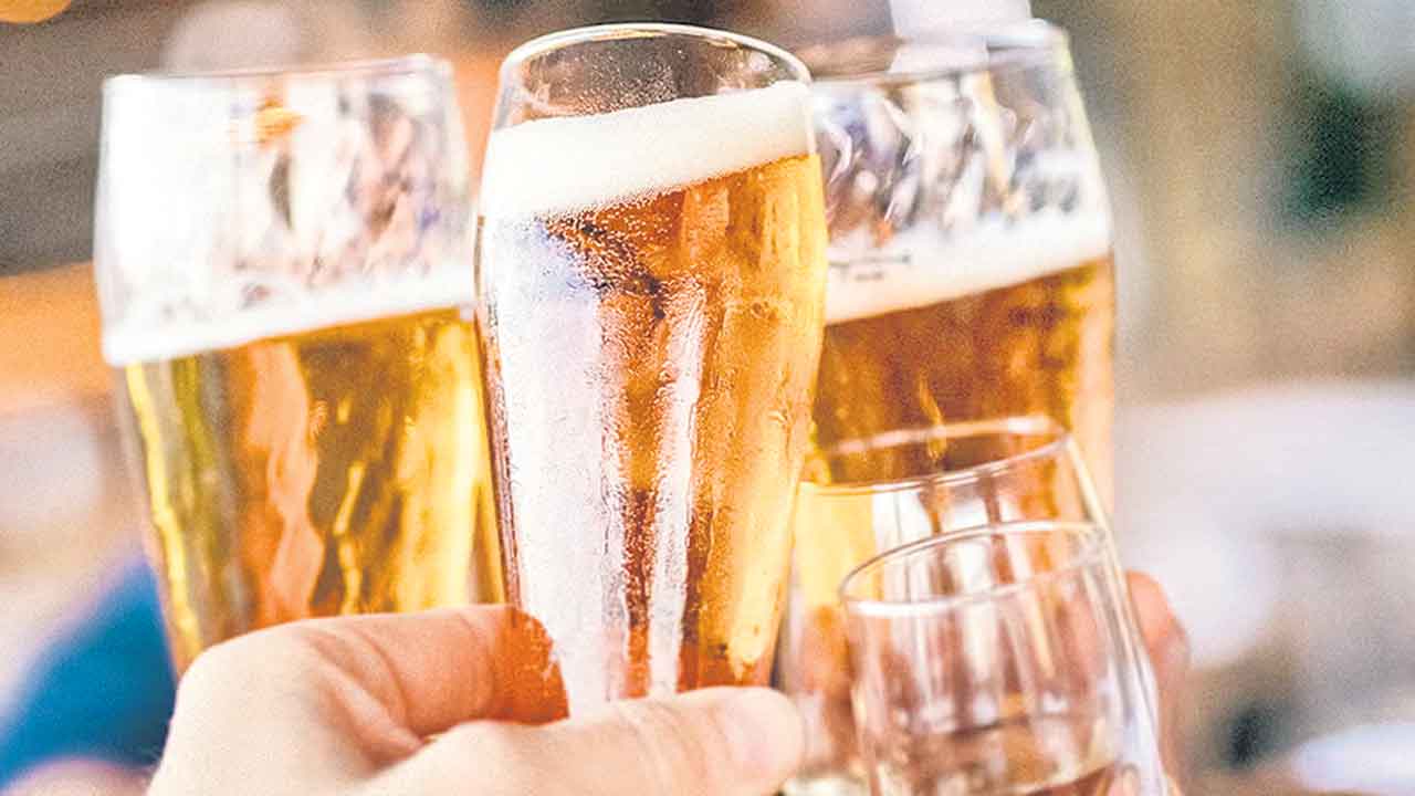 Alcohol Consumption | ఏడాదికి ఓ వ్యక్తి సగటు ఖర్చు రూ.1,623.. తాగుడులో మనమే ఫస్ట్‌