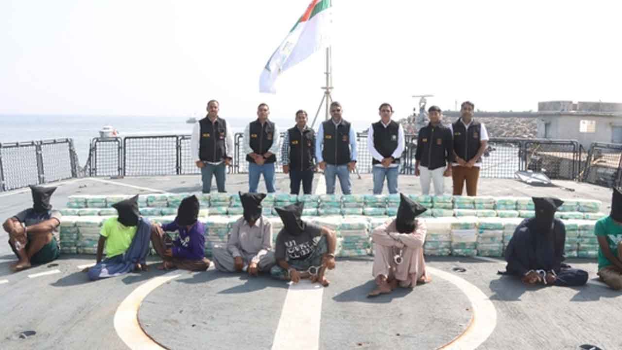 ఢిల్లీలో 900 కోట్ల డ్రగ్స్‌ పట్టివేత