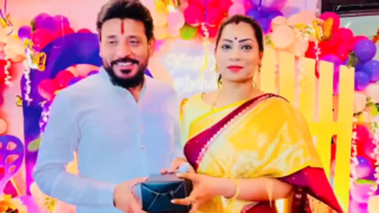 Duvvada Srinivas | దువ్వాడ బర్త్‌ డే స్పెషల్‌.. మరిచిపోలేని గిఫ్ట్‌ ఇచ్చిన దివ్వల మాధురి!