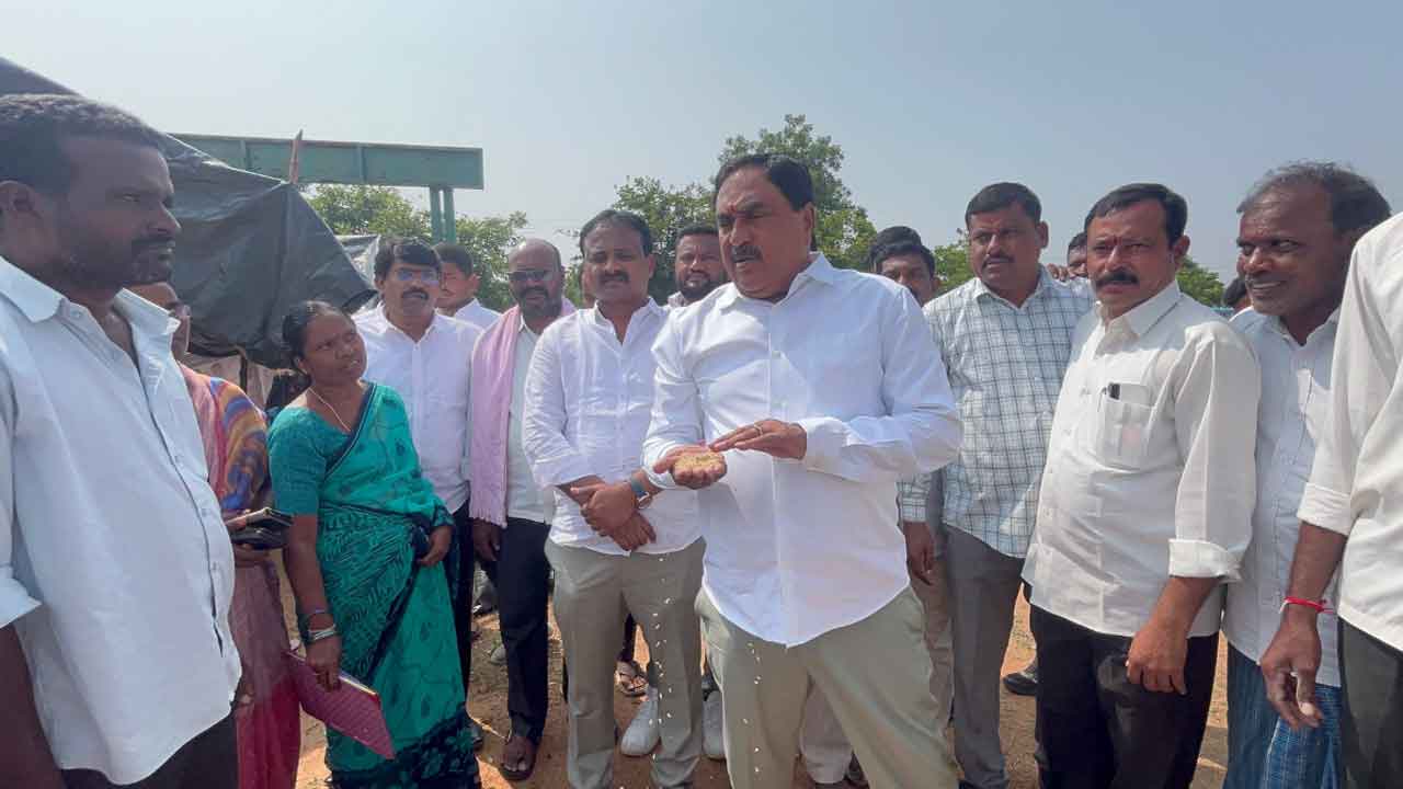 Errabelli | బోనస్‌ దేవుడెరుగు.. అసలు ధాన్యమే కొనడం లేదు : మాజీ మంత్రి ఎర్రబెల్లి