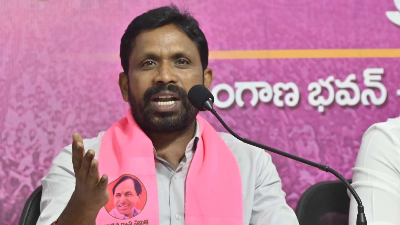 రేవంత్‌ అన్న తిరుపతి రెడ్డికి 144 సెక్షన్‌ వర్తించదా.. నిలదీసిన ఎర్రోళ్ల శ్రీనివాస్‌