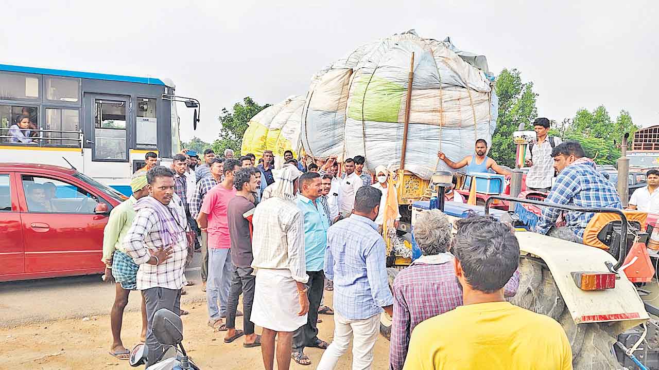 Farmers On Road