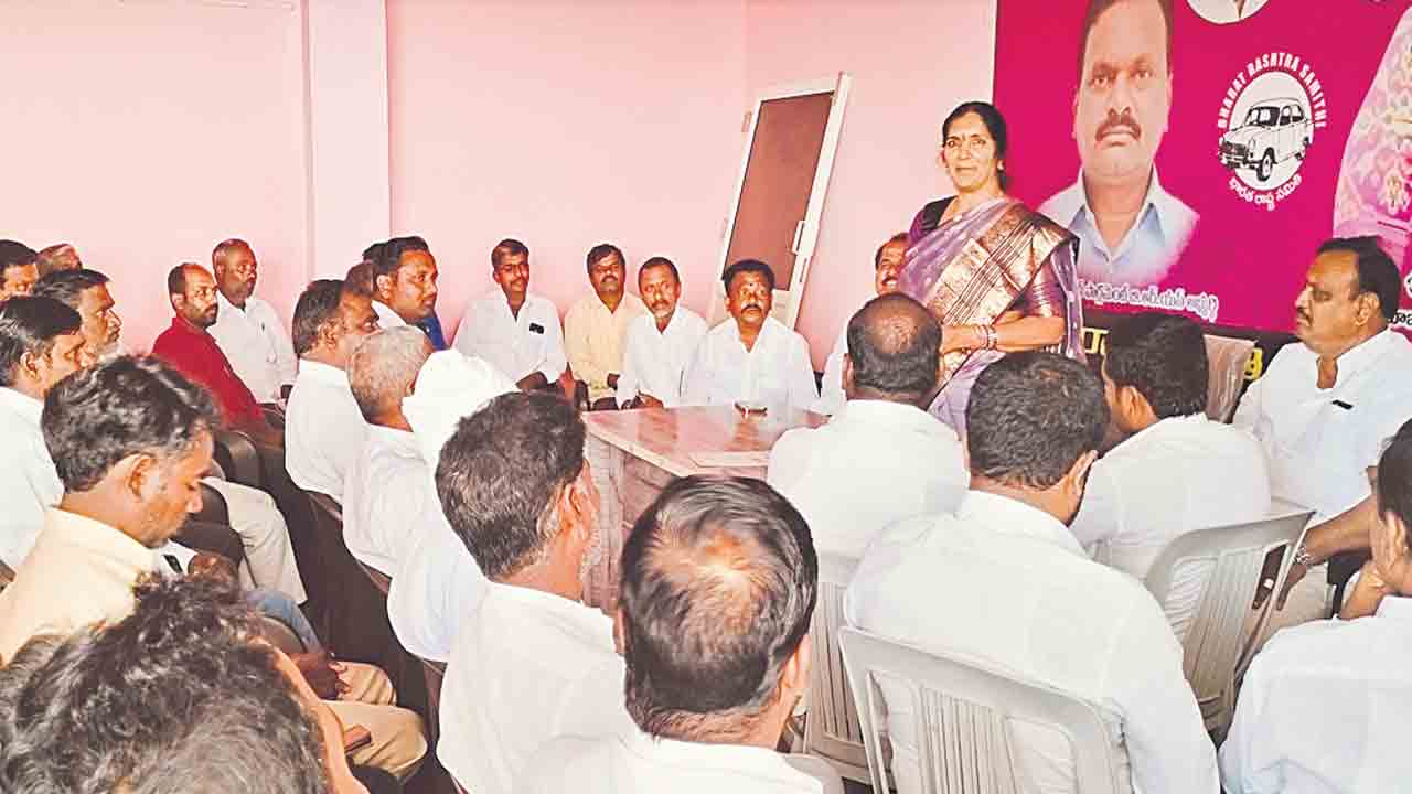 రైతు సంక్షేమాన్ని విస్మరించిన సర్కార్‌