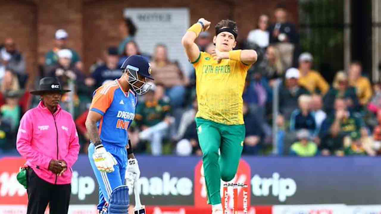 ICC |  వైడ్ ఇచ్చినందుకు అంపైర్‌పై ఆగ్ర‌హం.. పేస‌ర్‌ మ్యాచ్ ఫీజులో కోత‌