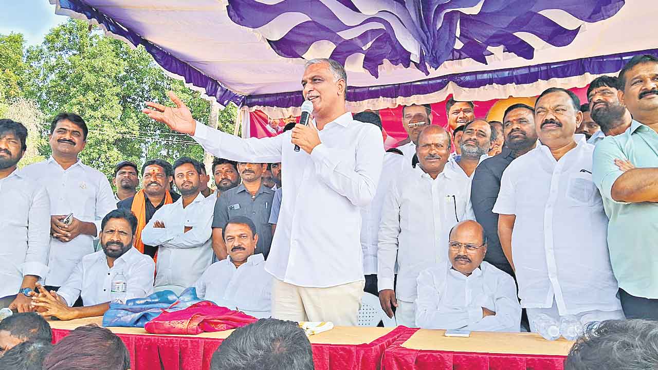 ఇండ్ల జోలికెళ్లి రేవంత్‌ డకౌట్‌