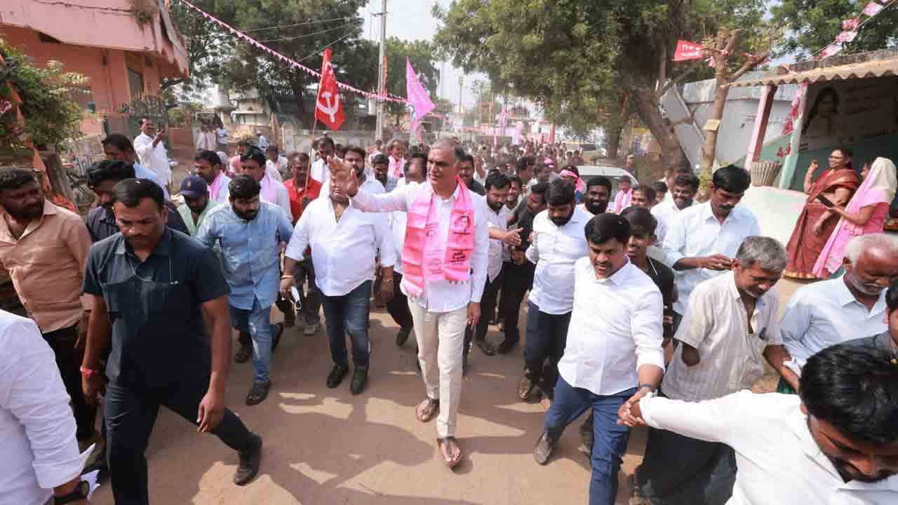Harish Rao | రేవంత్ రెడ్డి త‌ల‌కాయ లేని ముఖ్య‌మంత్రి.. హ‌రీశ్‌రావు సంచ‌ల‌న వ్యాఖ్య‌లు