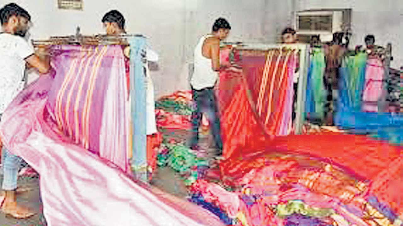 CM Revanth Reddy | వస్త్ర పరిశ్రమపై నీలినీడలు.. చేనేతకు సీఎం రేవంత్‌ మొండిచేయి