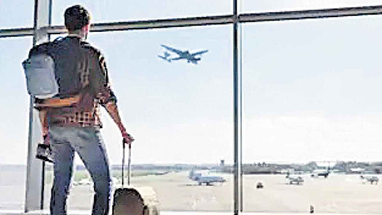 Migration | ధనిక దేశాలను వెతుక్కుంటూ.. వలస వెళ్తున్న భారతీయులు