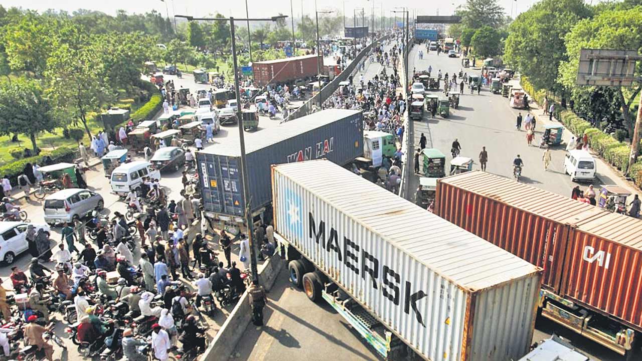 ఇస్లామాబాద్‌లో లాక్‌డౌన్‌