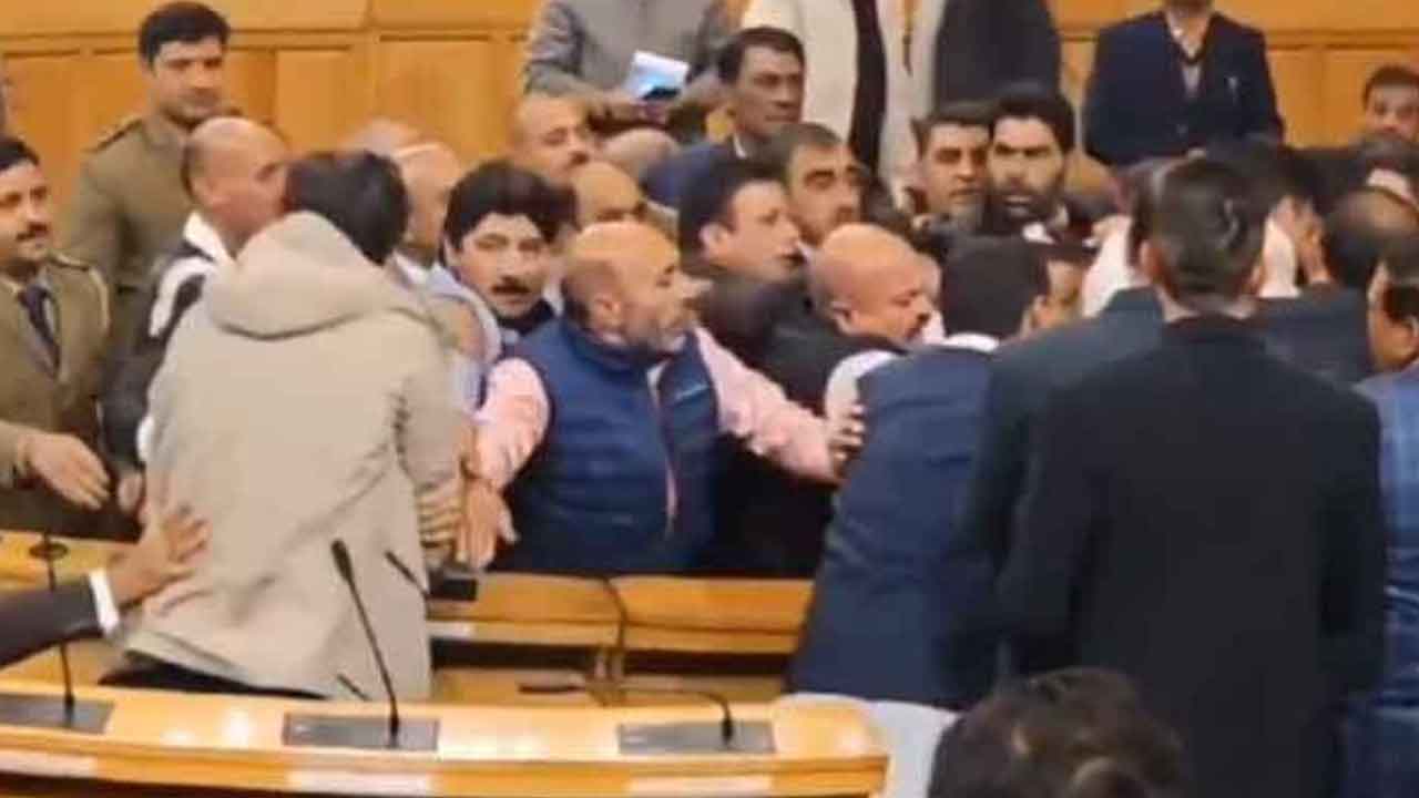 ‘370’పై జమ్ము కశ్మీర్‌ అసెంబ్లీలో రగడ