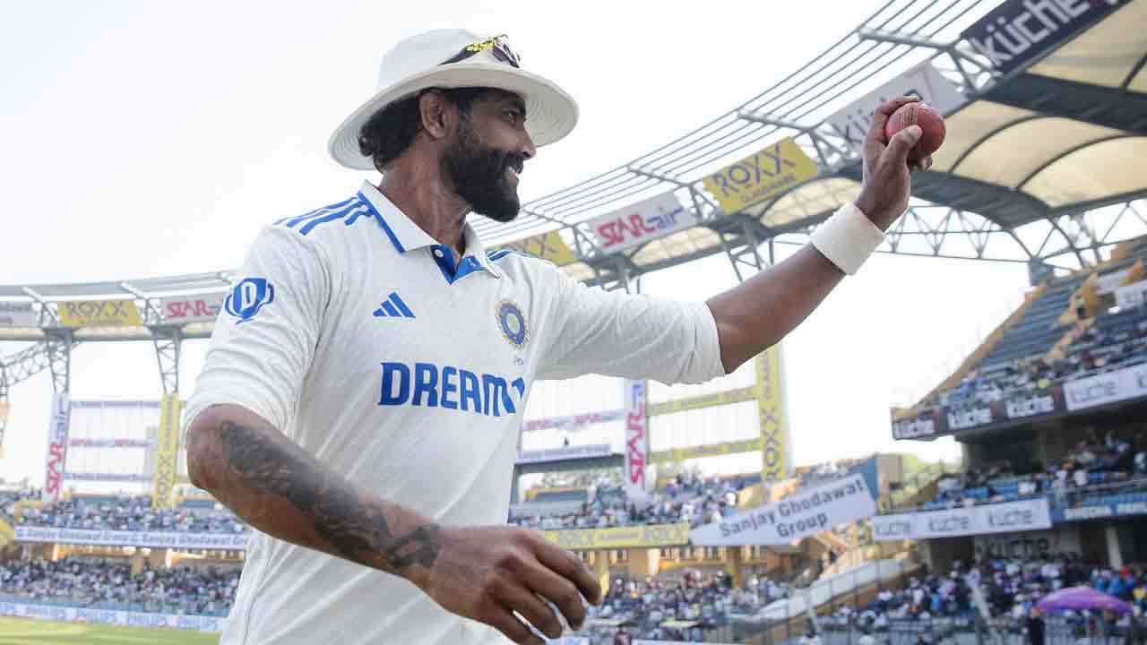 Ravindra Jadeja | ప‌ది వికెట్లు ప‌డ‌గొట్టిన జ‌డ్డూ.. క‌పిల్ దేవ్ రికార్డు బ‌ద్ధ‌లు