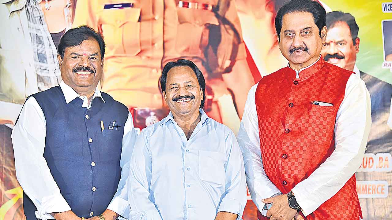 స్ఫూర్తినిచ్చే ఝాన్సీ ఐపీఎస్‌