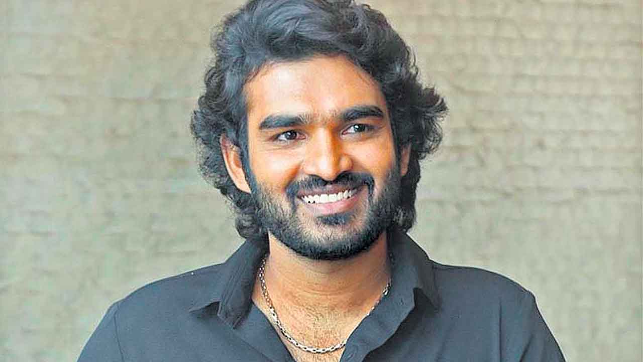 Kiran Abbavaram | హీరో కాకపోయి ఉంటే రాజకీయాల్లోకి వెళ్లేవాడిని