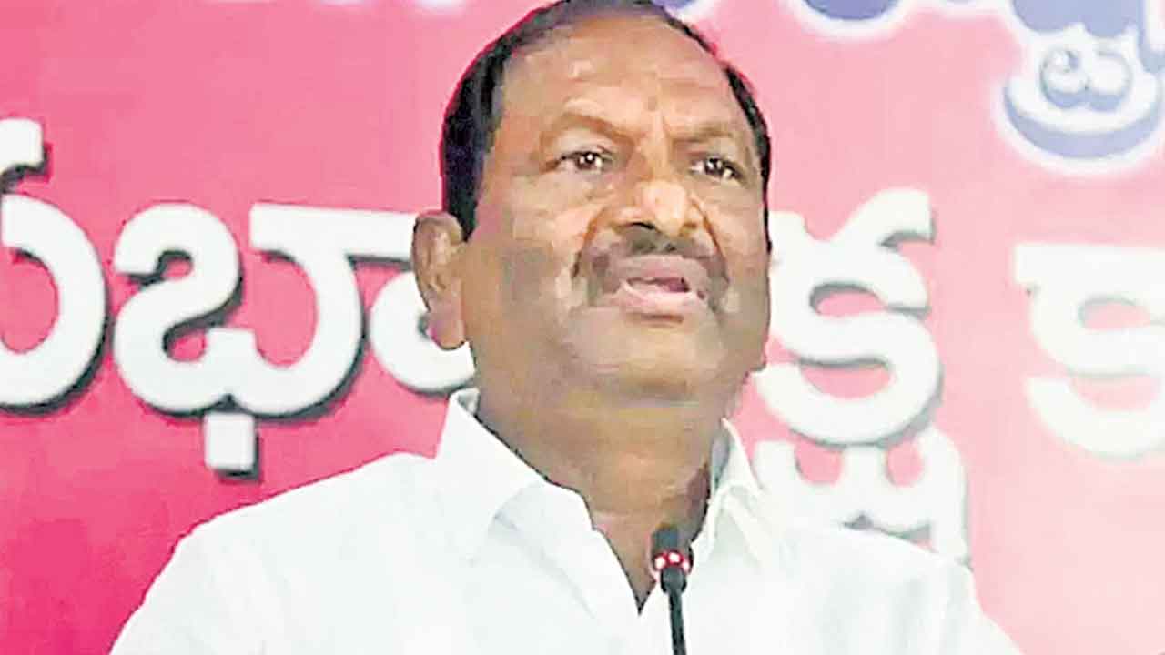 Koppula Eshwar | ప్రజాపాలనలో దరఖాస్తు చేసుకున్న వారికి రేషన్‌ కార్డులు ఇవ్వరా.. నిలదీసిన కొప్పుల ఈశ్వర్‌