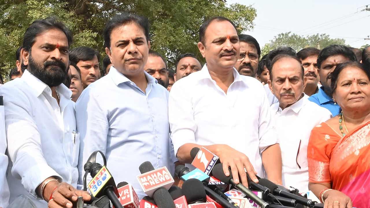 KTR | నువ్వేమైనా చక్రవర్తివా.. నీలాంటోళ్లు ఎంతోమంది కొట్టుకుపోయారు.. రేవంత్‌ రెడ్డిపై కేటీఆర్‌ ధ్వజం