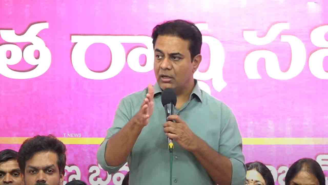 KTR | దేవుళ్ల‌నే మోసం చేసిన మొద‌టి వ్య‌క్తి రేవంత్ రెడ్డినే.. కేటీఆర్ సెటైర్లు