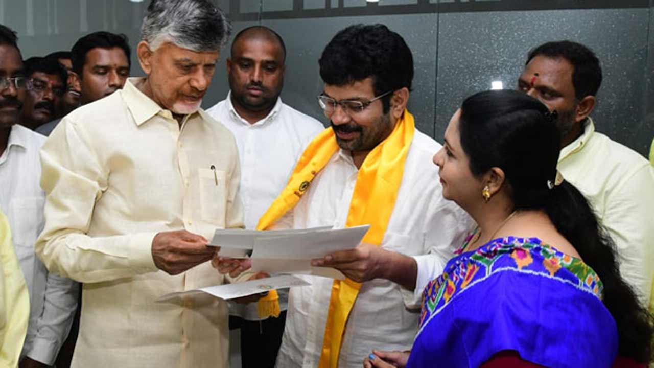 Kuppam | చంద్రబాబు ఇలాకాలో వైసీపీకి షాక్‌.. కుప్పం మున్సిపల్‌ చైర్మన్‌ రాజీనామా