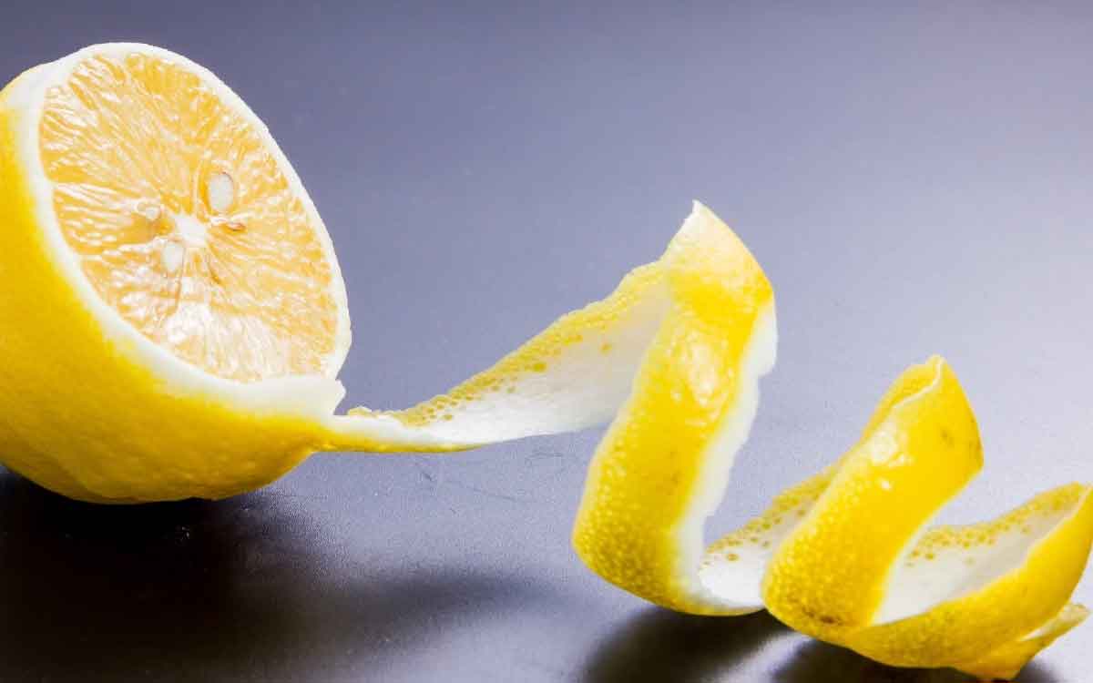 Lemon Peels | నిమ్మ‌తొక్క‌ల‌తో ఎన్ని ప్ర‌యోజ‌నాలు క‌లుగుతాయో తెలుసా..?