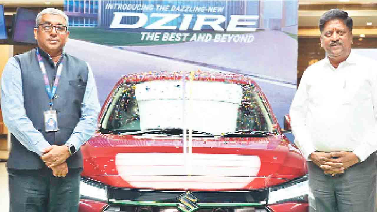 మార్కెట్లోకి డాజిలింగ్‌ న్యూ డిజైర్‌