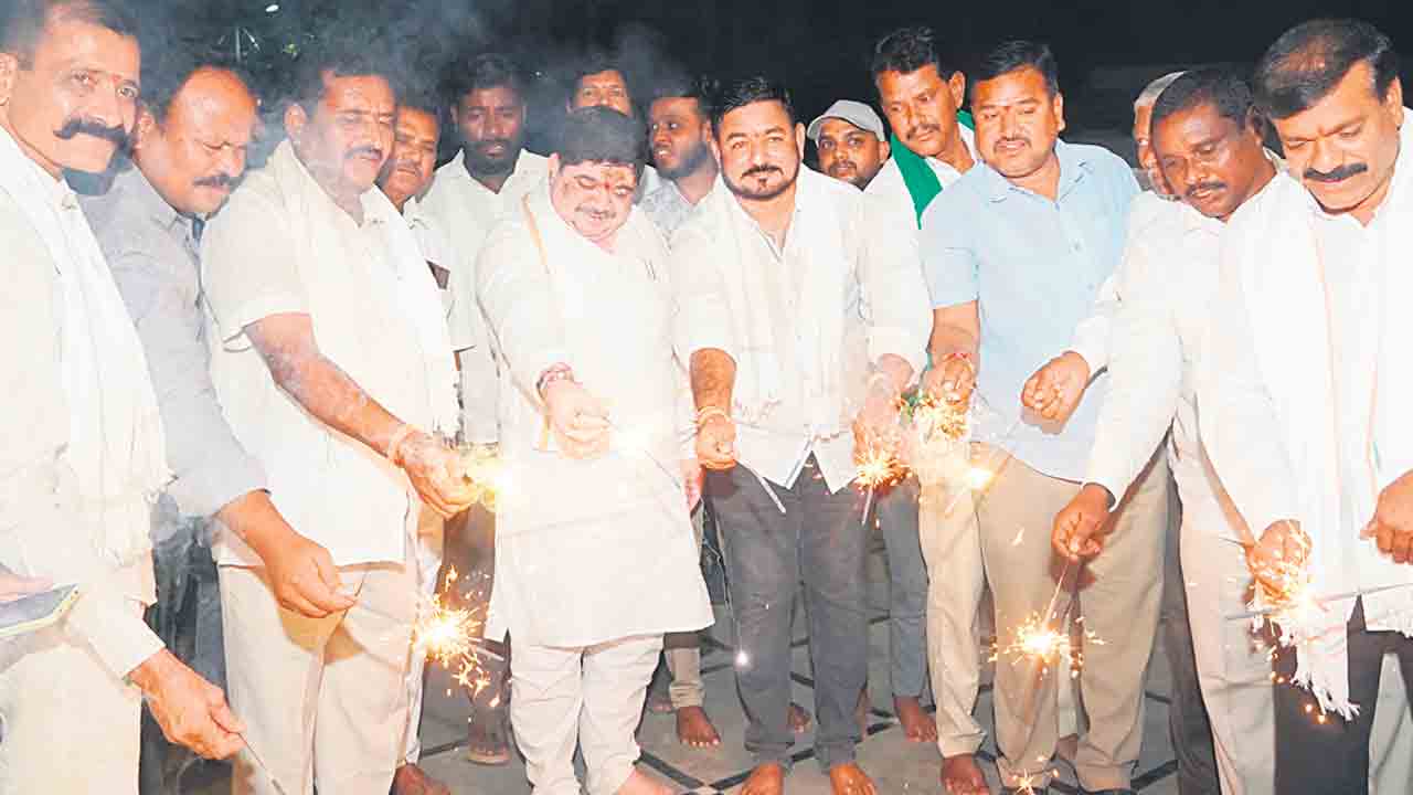 ప్రజలందరూ సుభిక్షంగా ఉండాలి