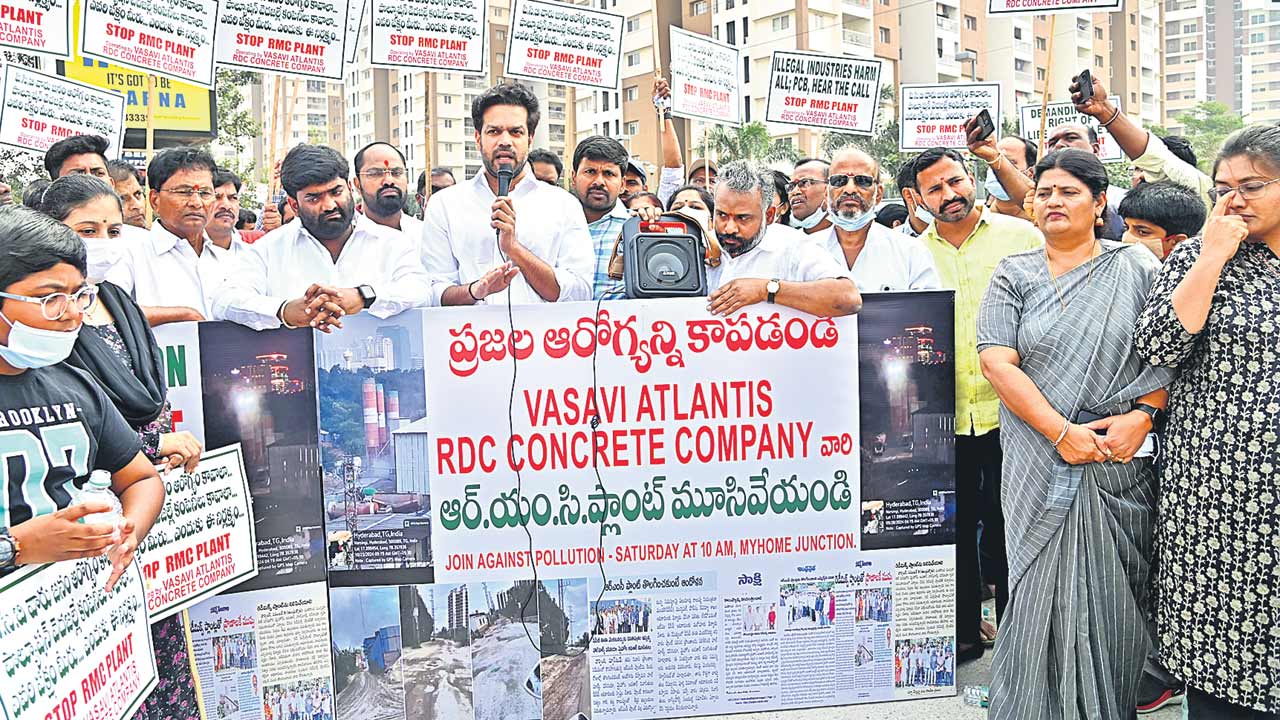 ప్రజల ప్రాణాలతో ‘వాసవి’ ఆటలు